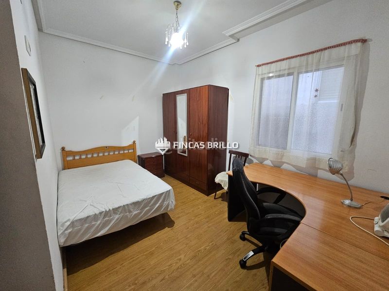 Foto 2969f363-bd7e-412e-9c7f-acdc82fe7f51. Rent flat in Casco Antiguo Cáceres
