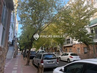 Etagenwohnung  Calle cuba. Piso reformado y amueblado en barriada de llopis