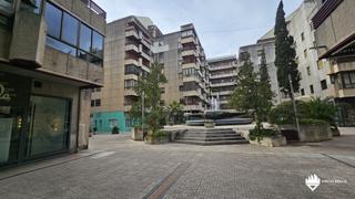 Local Comercial en Avenida de espaa 22. Local comercial en zona centro