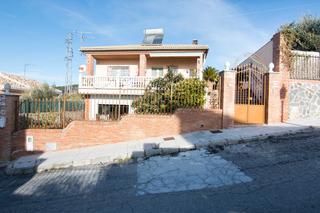 Masia  Calle las piedras