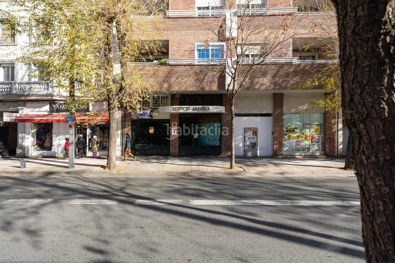 Foto d58fd3de-a3b6-45e9-82ea-f93aafdcfe3b. Car parking in avenida avenida de la constitución 44 in Granada