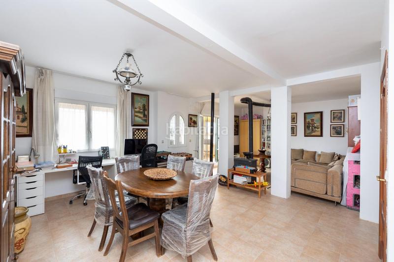 Foto b95e9ea3-76f6-4bf2-b9f4-77e73f46c2b7. Chalet en calle el tejo 19 en Barrio de la Vega Monachil