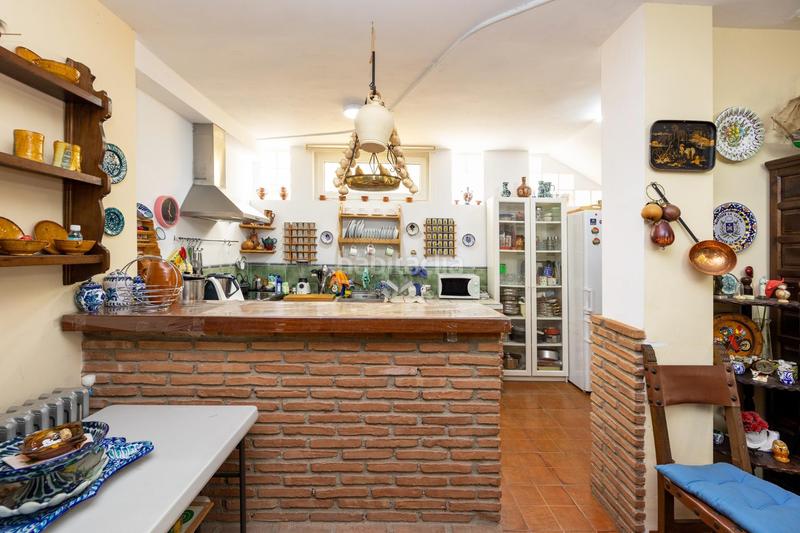 Foto d5623490-c0df-4240-80ed-e16465adcb31. Chalet en calle el tejo 19 en Barrio de la Vega Monachil