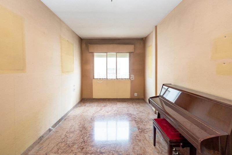 Foto f8d6b194-fb0d-4231-8e09-81e79ae78763. Ático en plaza plaza del campillo 5 en San Matías - Realejo Granada