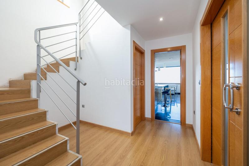 Foto 01c521b2-0cef-46ee-8eb4-60c5ccf35c74. House in calle charinas 4 in Altos de la Zubia Zubia (La)