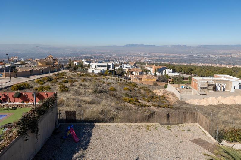 Foto ec236139-a217-48cd-849c-0c5b2b1ee80a. House in calle charinas 4 in Altos de la Zubia Zubia (La)