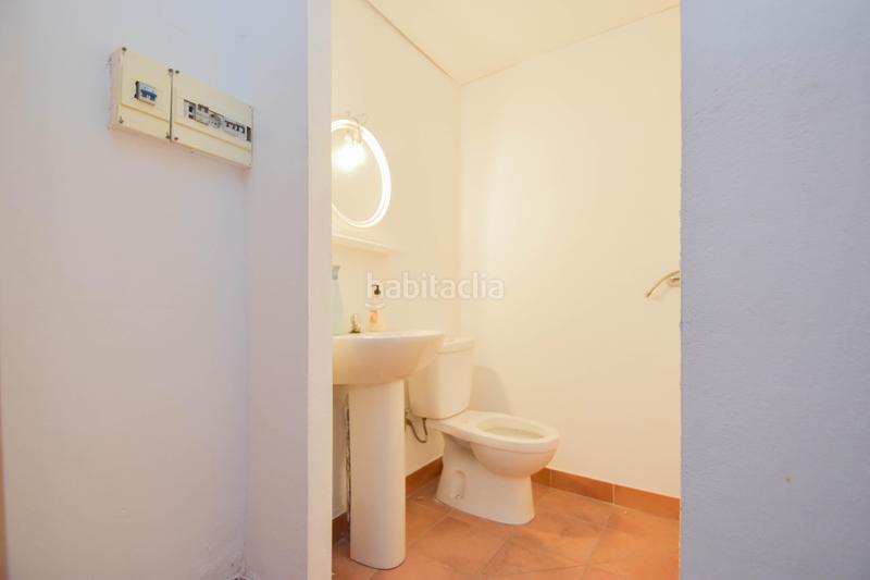 Foto 10a8903d-7a41-4e4d-ab8e-5761073319bd. Locale commerciale in calle granados 7 in Fígares Granada