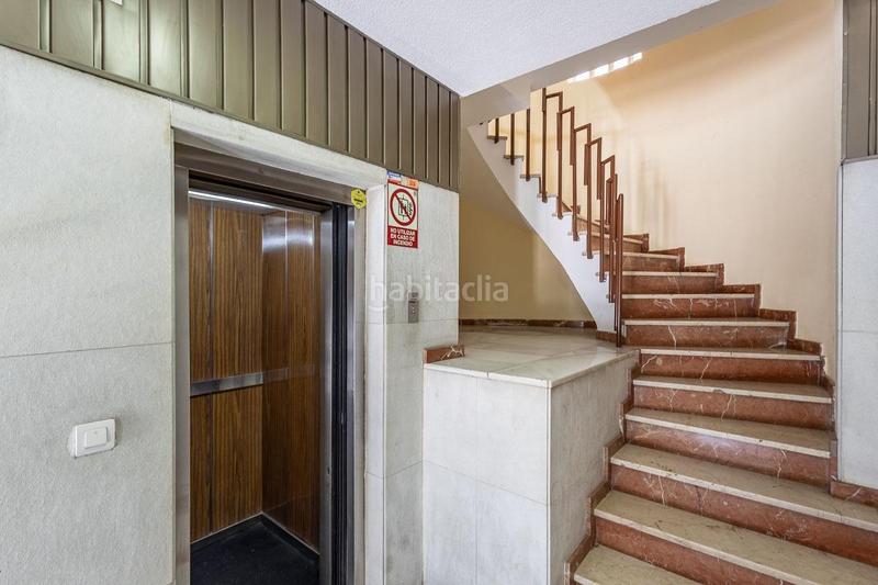 Foto c0fb175b-eba9-4748-976b-816ad3a58892. Piso en calle acera del darro 80 piso único en pleno centro en Granada