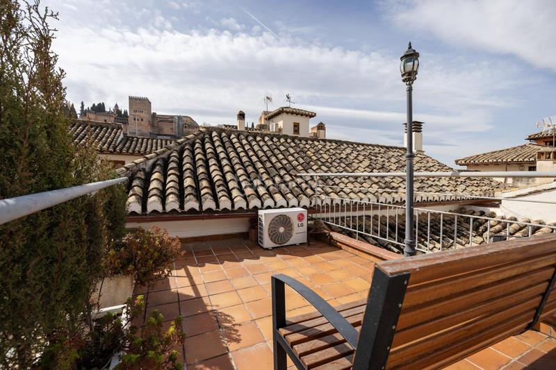 Foto b3bd1010-40c7-468c-bd6d-e87c99463cc0. Casa gran casa en albaicín bajo. en Barrio de Albaicín Granada