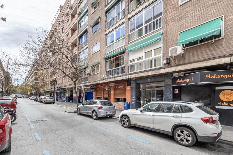 Foto f4c699e8-a3df-4d15-9ab5-1c18bc2c13e3. Piso en calle pedro antonio de alarcon 43 amplio piso en pedro antonio de alarcon en Granada