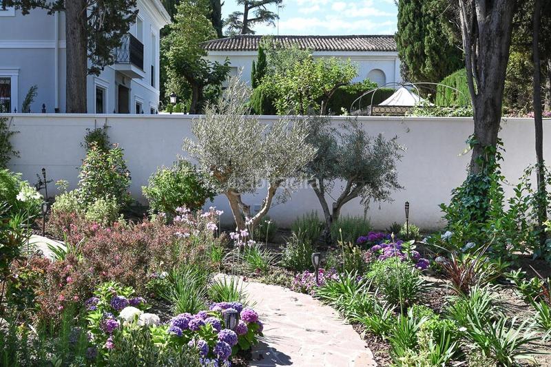 Foto 008abe21-d907-4088-a973-deae75dda927. Chalet en huerta de los angeles 16 villa en el corazón del realejo de nueva construcción. en Granada