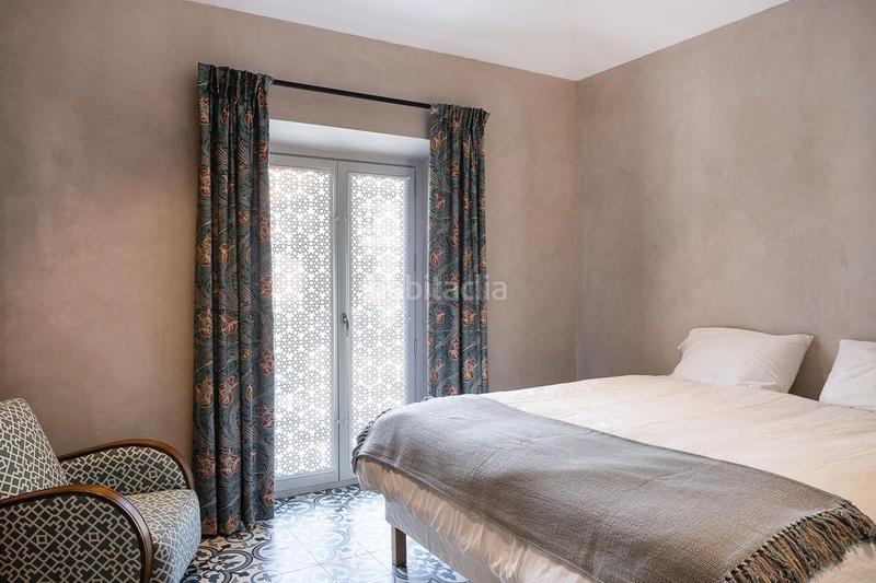 Foto 6a05e72b-72cf-4ce8-b38f-94ea06c7f6dd. Chalet en huerta de los angeles 16 villa en el corazón del realejo de nueva construcción. en Granada