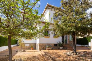 Xalet a Calle dulcinea 6. Chalet independient en urbanizacion molino alto otura.