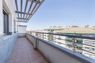 Pis a Avenida de dílar 6. Vivienda top en edificio principe ii  uno de los residenciales m