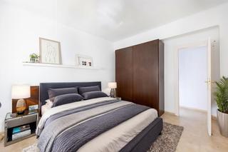 Appartement à Calle martinez campos 11. Piso junto a recogidas