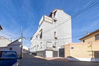 Rez-de-chaussée à Calle sacromonte 11. Piso en albolote. junto a avda. reyes católicos