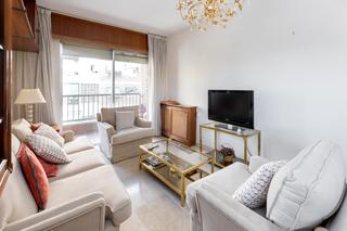 Appartement à C. san julian, 18, b 1c. Fantastico piso exterior junto a trauma!!!!!!!!