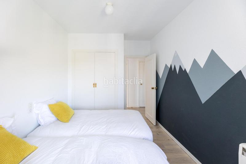 Foto eec4e819-f869-4c68-a0dc-9fc6bda79624. Piso en calle solynieve 1 espectacular vivienda con piscina, garaje y trastero en Sierra Nevada