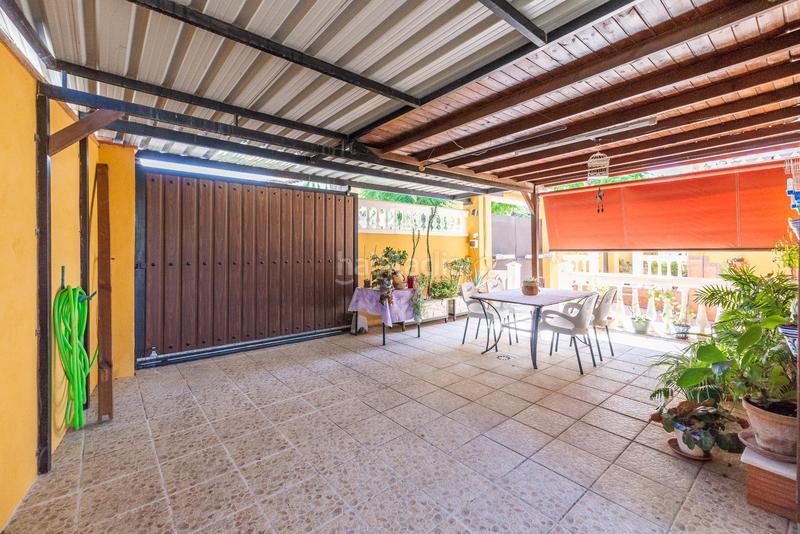 Foto 10524c12-cedf-4d70-afab-cea93cf60d55. Chalet en calle oropendola (vent) 23 chalet con dos viviendas espectaculares e independientes en el ventorrillo en Vegas del Genil