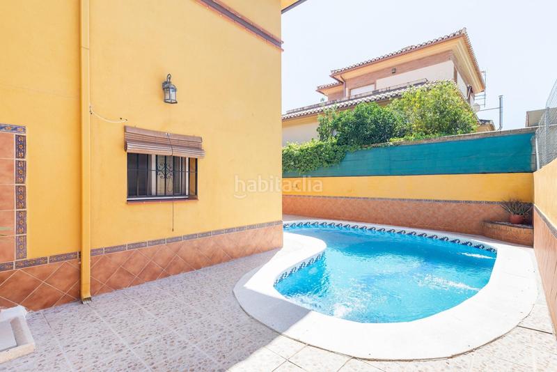 Foto 3fe9867d-1ba2-45fd-9b73-00cc6703ff3e. Chalet en calle oropendola (vent) 23 chalet con dos viviendas espectaculares e independientes en el ventorrillo en Vegas del Genil
