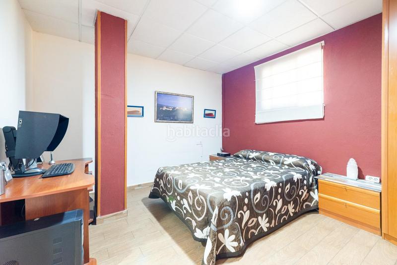 Foto 8879e45d-0312-4cda-8e44-eddf1a6dc727. Chalet en calle oropendola (vent) 23 chalet con dos viviendas espectaculares e independientes en el ventorrillo en Vegas del Genil