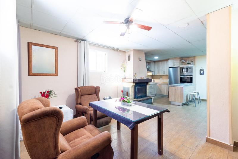 Foto e5151ca4-ec76-4059-a328-3fa425179c01. Chalet en calle oropendola (vent) 23 chalet con dos viviendas espectaculares e independientes en el ventorrillo en Vegas del Genil