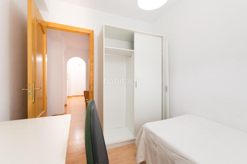 Foto e5e49625-194d-4367-88e4-e1efe35bbd1f. Appartamento in calle manuel luque 1 in Centro Almería