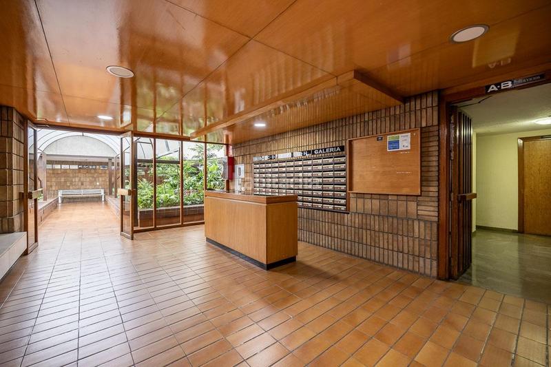 Foto 604ec20b-f16a-4238-9c49-46dbca025d64. Piso en de la constitucion 22 piso en avda. constitución en Granada