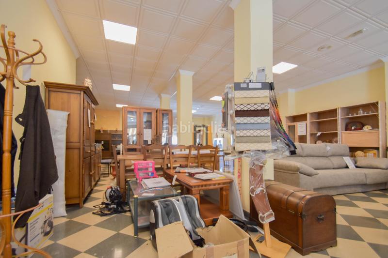 Foto 8851605d-26c6-440a-be7a-7b4795223912. Local comercial a calle de enrique amat 1 a Montefrío