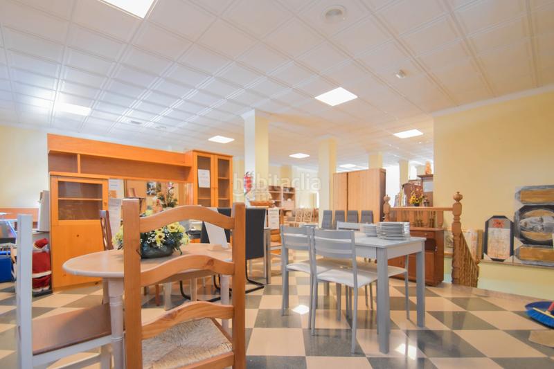 Foto 9c48ccbc-79ab-49b6-8d0c-b675d39de338. Local comercial a calle de enrique amat 1 a Montefrío