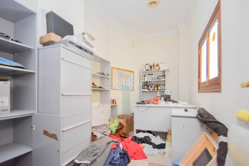 Foto b971963f-c3b2-451c-bdc5-479ec269351d. Local comercial a calle calle virgen de los remedios 91 a Montefrío