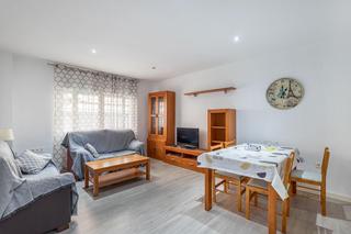 Pis  Calle arquimedes (cer) 10. Fantástico piso reformado a la venta!