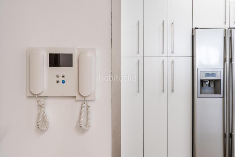 Foto b8d564bb-206a-47c8-8ba7-ad34abf8a1bc. Piso en calle angel ganivet 13 fantastico piso en angel ganivet en Granada