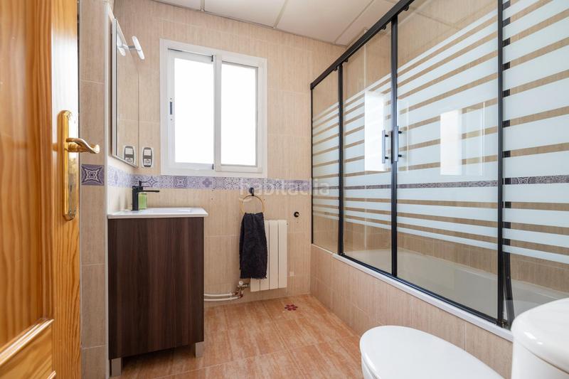 Foto 4f6afc49-7d03-4230-90d6-30beff25f212. Piso en calle de los arcos 17 bonito piso totalmente reformado con 2 habitaciones y plaza de garaje. en Albolote