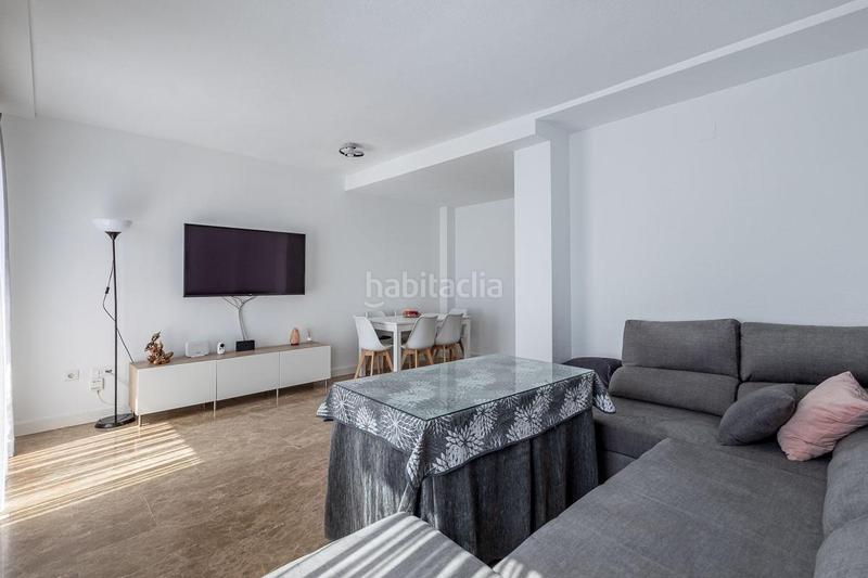 Foto cfc40afa-6e5a-45cc-94ec-1b5526f69836. Casa adosada en calle de manuel de falla 10 tu casa ideal te espera en los ! tranquilidad, vistas y espacio para toda la familia en Ogíjares