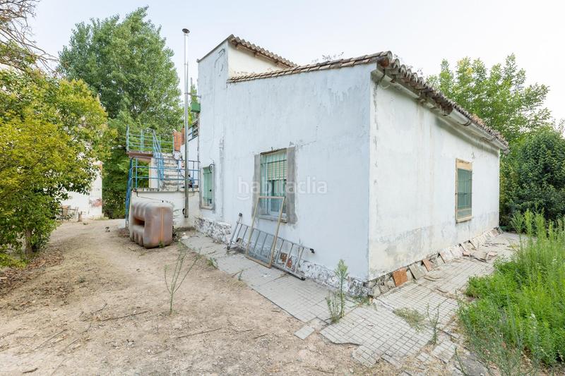 Foto fd8aa532-54d7-4070-969c-c5062ef4932b. Terreno residencial en calle de granada de Iznalloz oportunidad única granada en Iznalloz