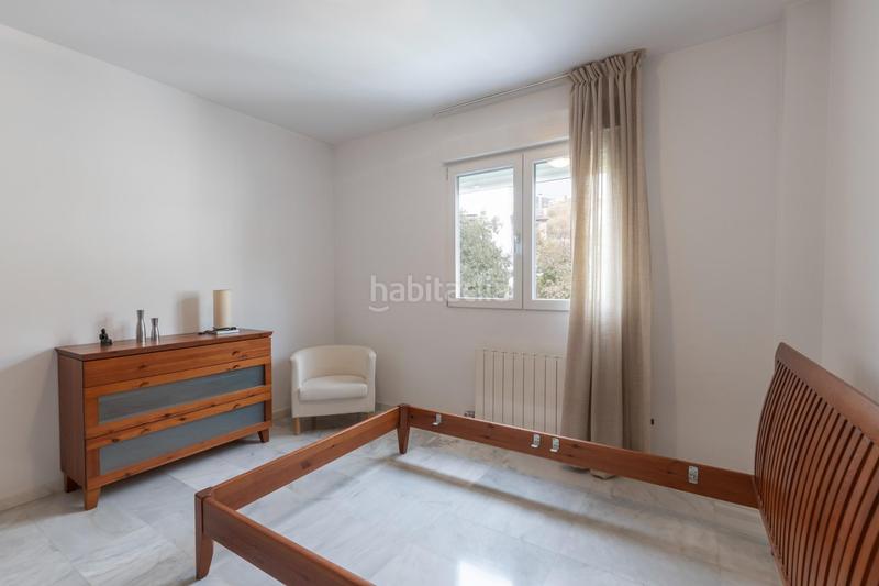 Foto ae1f507a-3d2f-4506-9227-3cb42edee4d8. Casa pareada en calle mengibar (lan) 8 vivienda unifamiliar con patio, jardín y todas las comodidades en Granada