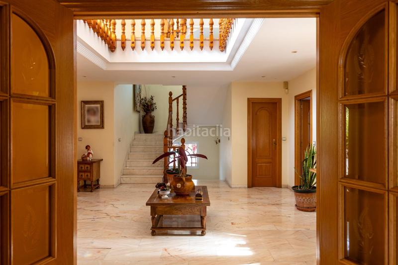 Foto 14ea8405-6e6d-4ac1-a83b-a55f5feb7065. Chalet en calle alonso de contreras 14 gran casa en Motril