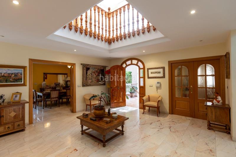 Foto 57d1cb44-fcf4-4848-9bf3-945d9239b934. Chalet en calle alonso de contreras 14 gran casa en Motril