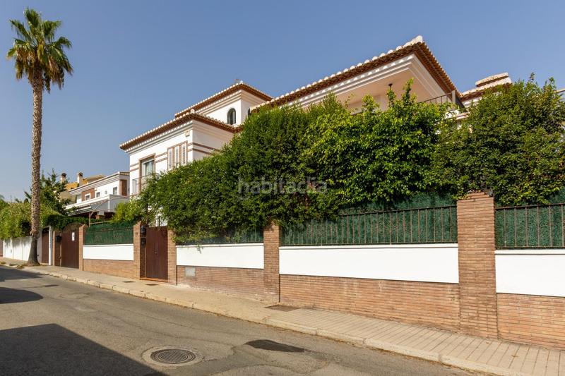 Foto 9a76f234-546c-464f-b2f5-8de13dcd3d4d. Chalet en calle alonso de contreras 14 gran casa en Motril