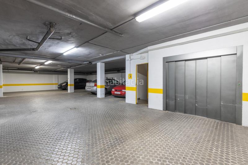 Foto 3ca22604-8403-493c-b87b-994b280c9754. Posto auto in plaza de tovar in San Matías - Realejo Granada