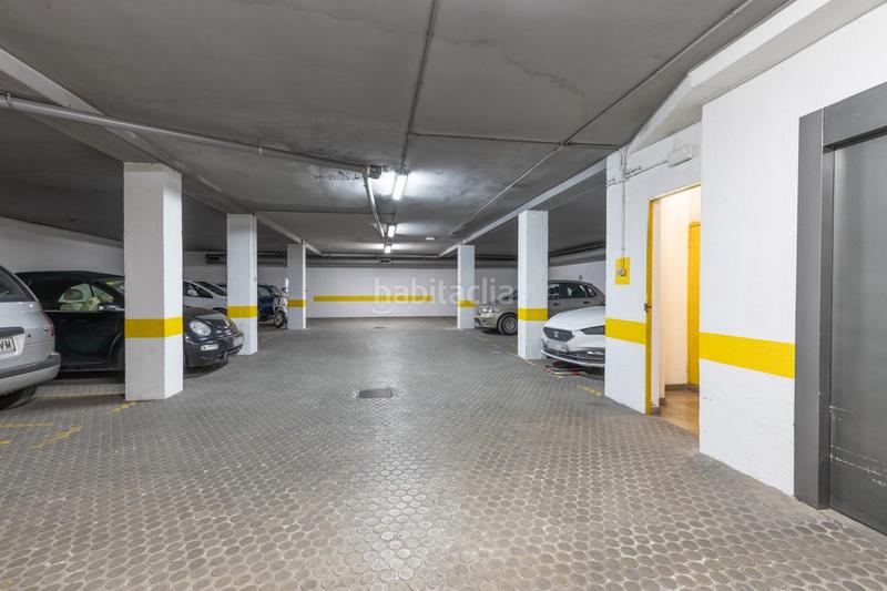 Foto d1fff014-f72a-401c-ae72-fe98998fa753. Posto auto in plaza de tovar in San Matías - Realejo Granada