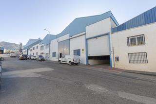Nave industrial en Calle del romeral. Nave industrial en venta