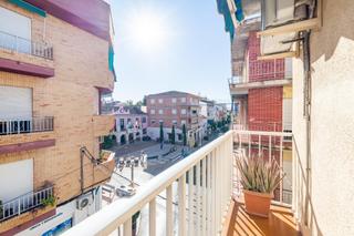 Appartement  Calle san vicente ferrer 2. Tu nuevo hogar en peligros te está esperando