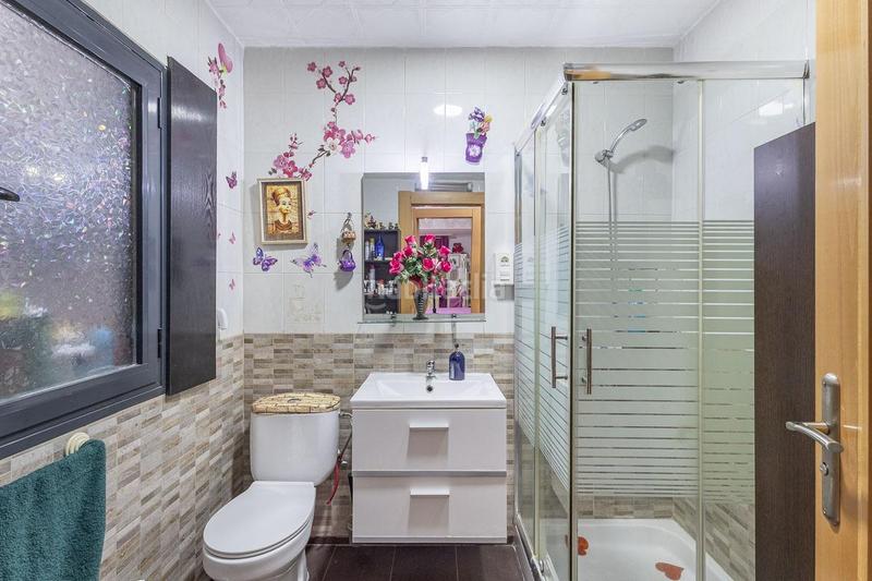 Foto 25e60d9e-1eac-4156-9fce-8dd27e163b46. Flat in calle moncayo 3 in San Matías - Realejo Granada