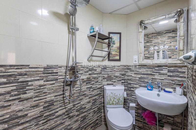 Foto 8a09d97d-ab35-4f3b-82ff-30eef75750ee. Flat in calle moncayo 3 in San Matías - Realejo Granada