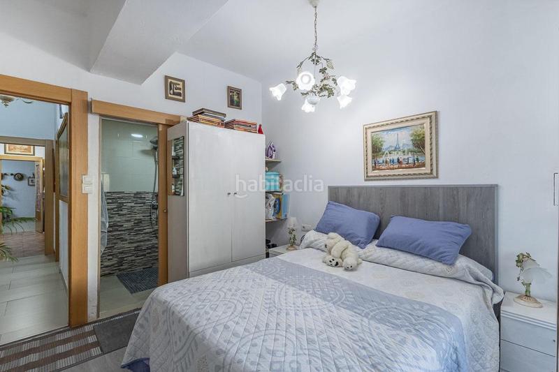 Foto f22fbe6b-707e-42b5-8e5d-584edf71e0ae. Flat in calle moncayo 3 in San Matías - Realejo Granada