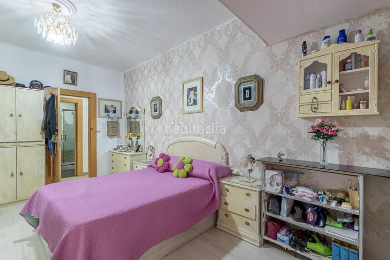 Foto f5e33a25-284e-46d3-935d-28b9030453a3. Flat in calle moncayo 3 in San Matías - Realejo Granada