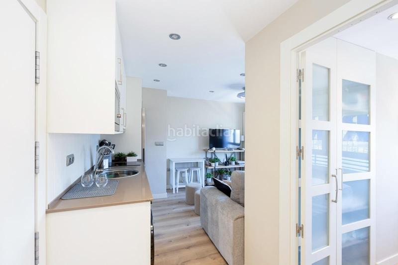 Foto e1d3530e-ebad-4571-ad12-30e661d48142. Alquiler apartamento en calle arabial 99 moderno apartamento en alquiler zona arabial en Granada