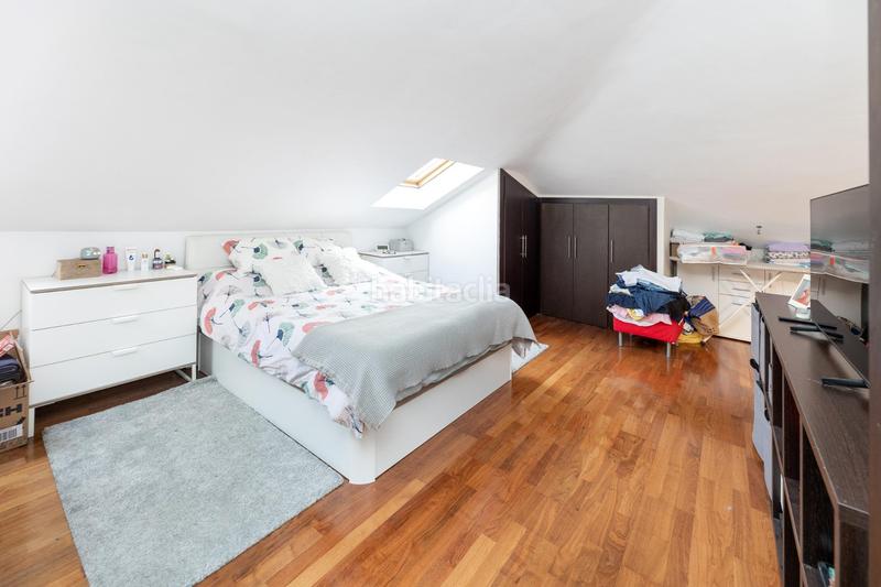 Foto 4a6c6363-9c23-4de8-95ea-9b45ffa172e2. Duplex in calle del pino 67 in Crta. De la Sierra Granada